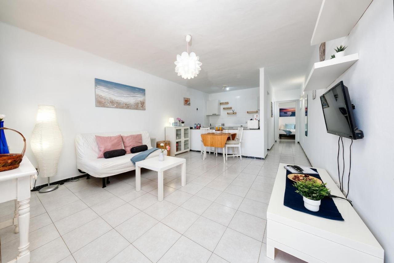 Suite Helios Relax A 500M De La Playa Puerto del Carmen  Exterior photo